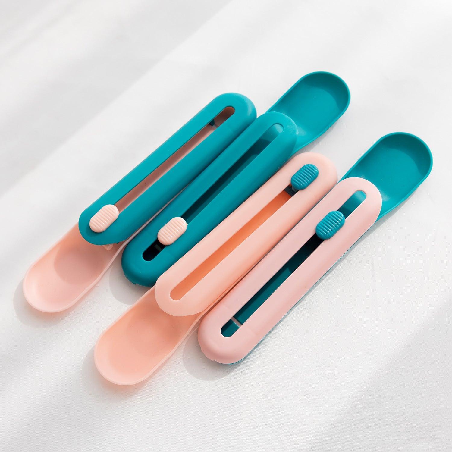 Deluxe Cat Strip Spoon Feeder: The Ultimate Pet Feeding Tool-2