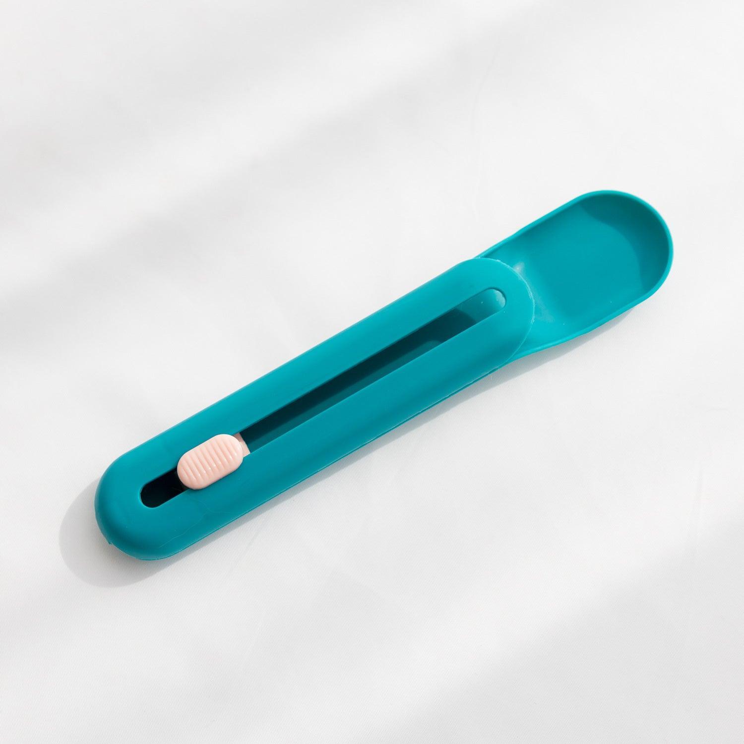 Deluxe Cat Strip Spoon Feeder: The Ultimate Pet Feeding Tool-5